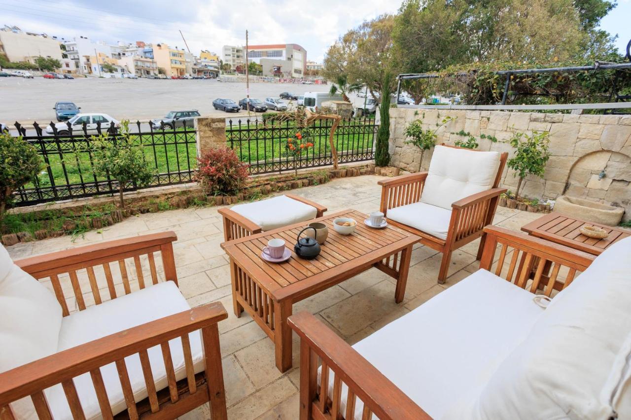Electra Modern Apartment With Cozy Garden Iraklion Buitenkant foto