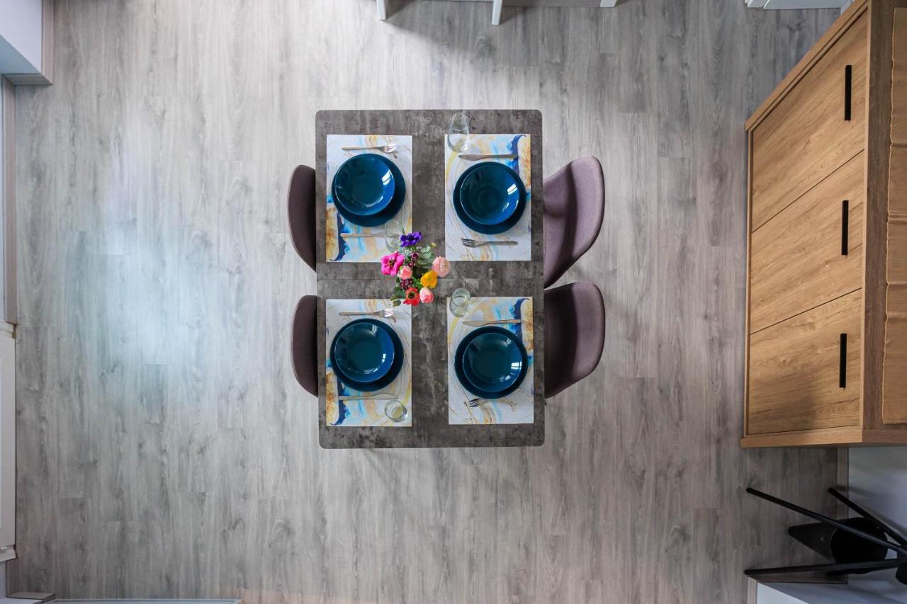 Electra Modern Apartment With Cozy Garden Iraklion Buitenkant foto